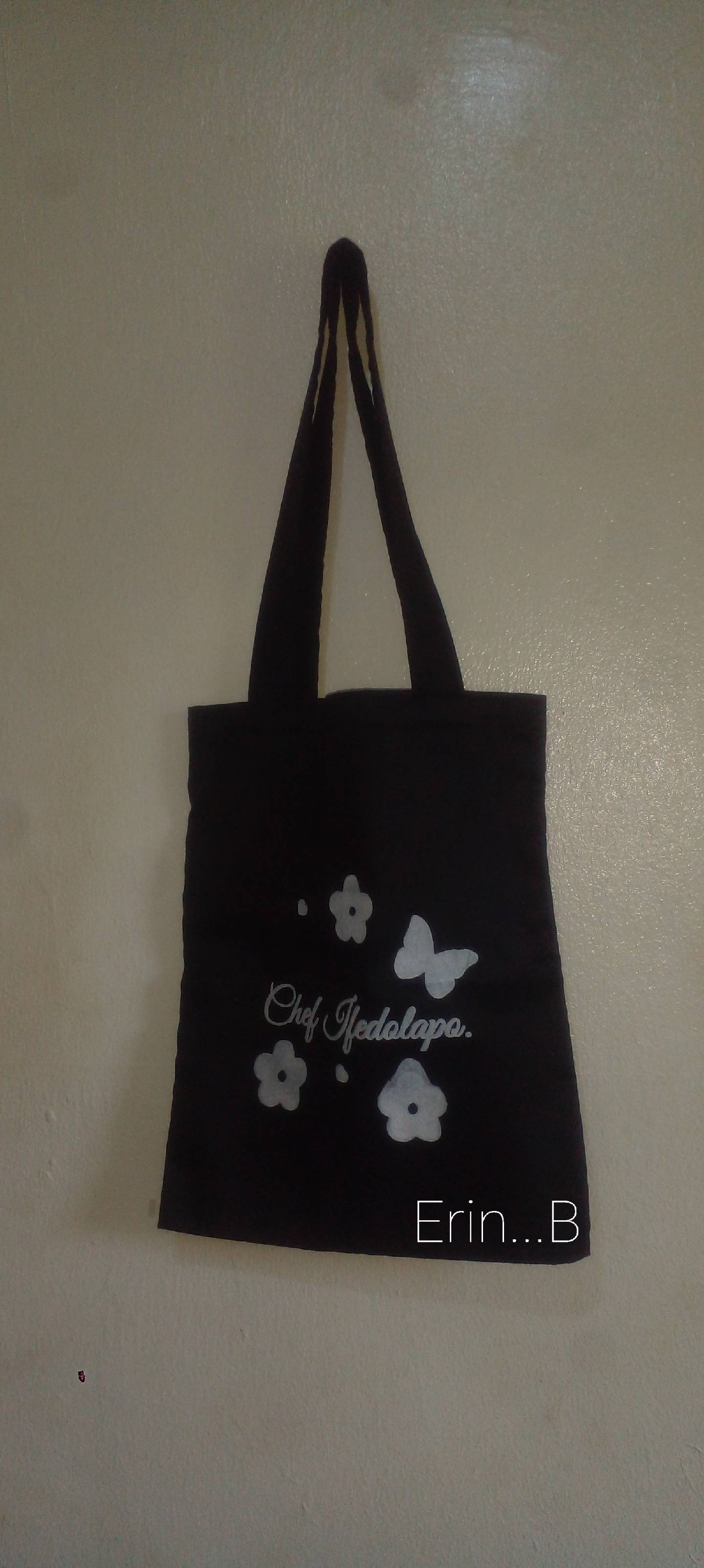 Tote bag